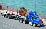 Freightliner,  Halls Transport,  Auckland
