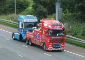 DAF Towing DAF Northbound M6 14/08/2009.