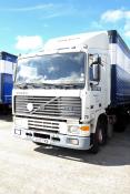 L127 TKB Volvo F12 4x2 Bowker