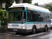 RATP Battery Bus outside Sacre Coeur, Paris, 27/5/08