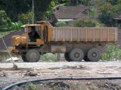 Lori Hantu (Ghost Lorry)